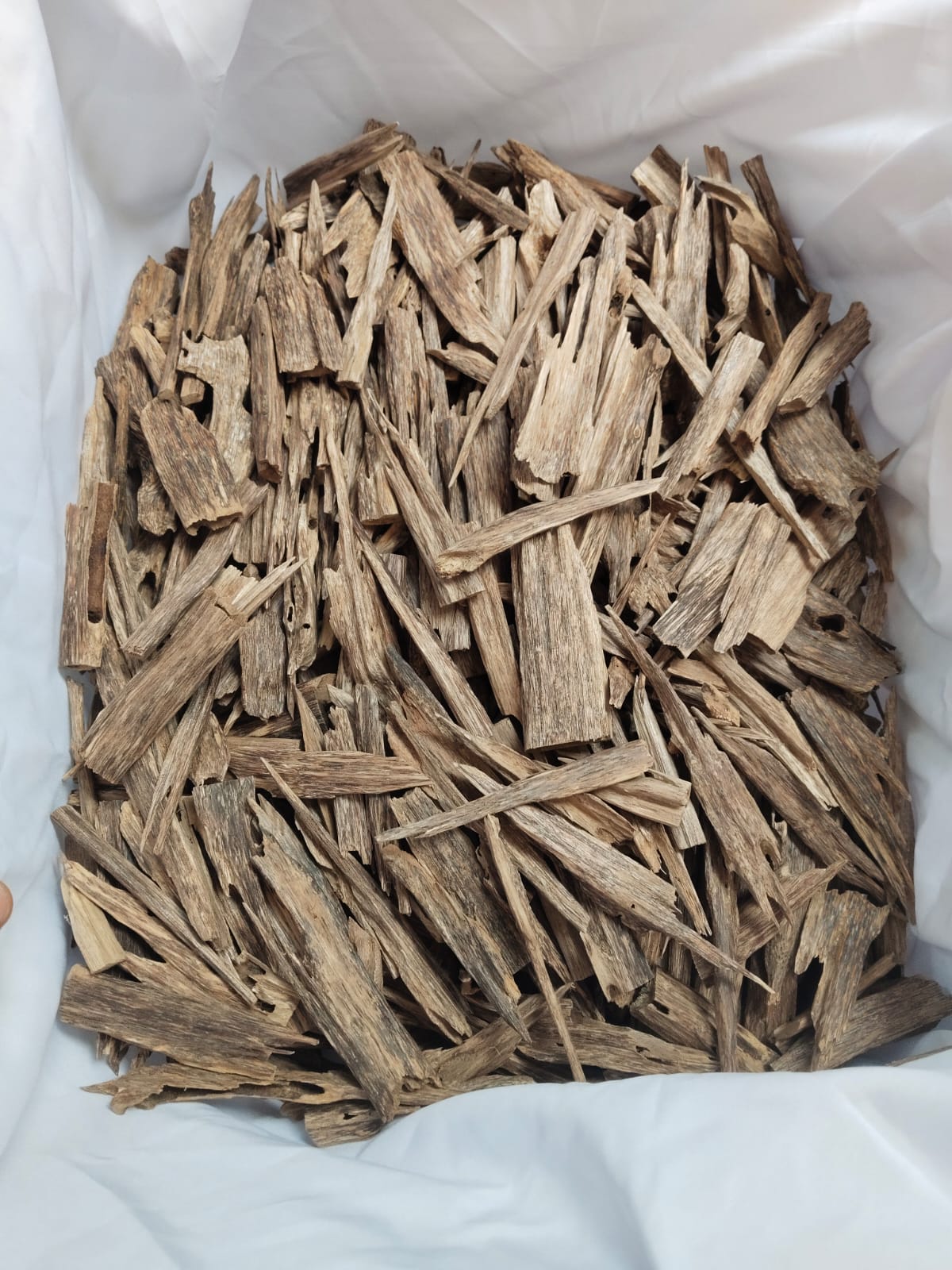 Hindi Manipur Oud